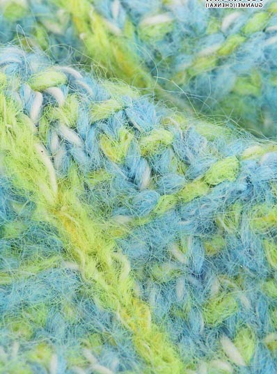 1/2, 2 NM 4% Laine 16% Acrylique 13% Nylon 25% Coton 40% Polyester 2% Élasthanne