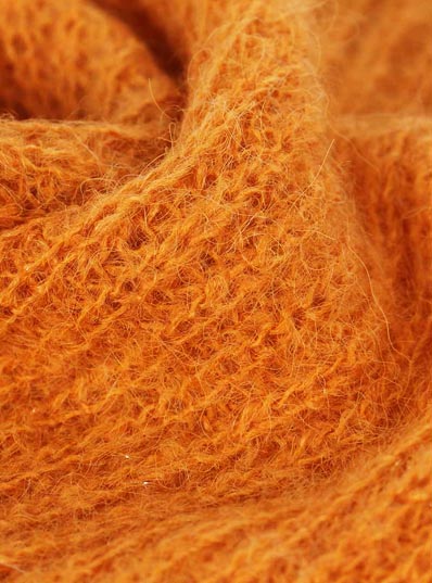 موهير فضي 15 نانومتر (فائق النعومة) 15 ٪ صوف 20 ٪ أكريليك 20 ٪ بوليستر 42 ٪ نايلون 3 ٪ لوريكس