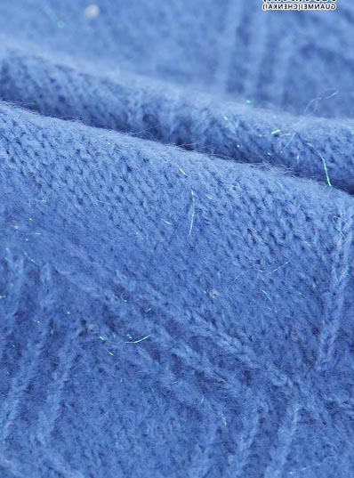 Мохер со сверкающими бусинами