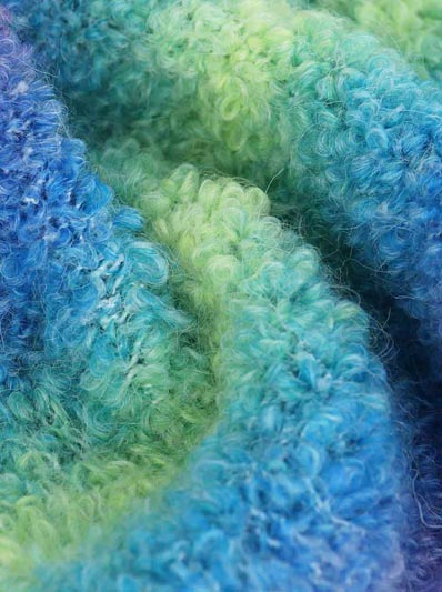 4,5 NM 64% Acryl 20% Polyester 10% Nylon 5% Woll 1% Elastan