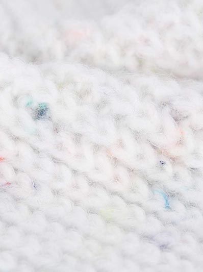 1/5, 5 NM 66% recyklovaný Polyester 24% Recyklovaný akryl 5% Vlna Rws 5% Recyklovaný Nylon 